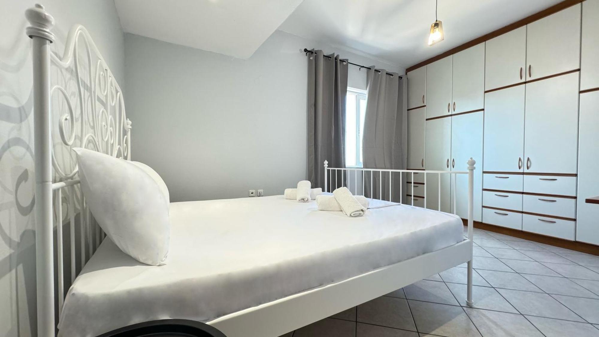 Sunny Apartment For Couples & Friends In Centre Heraklion  Ngoại thất bức ảnh